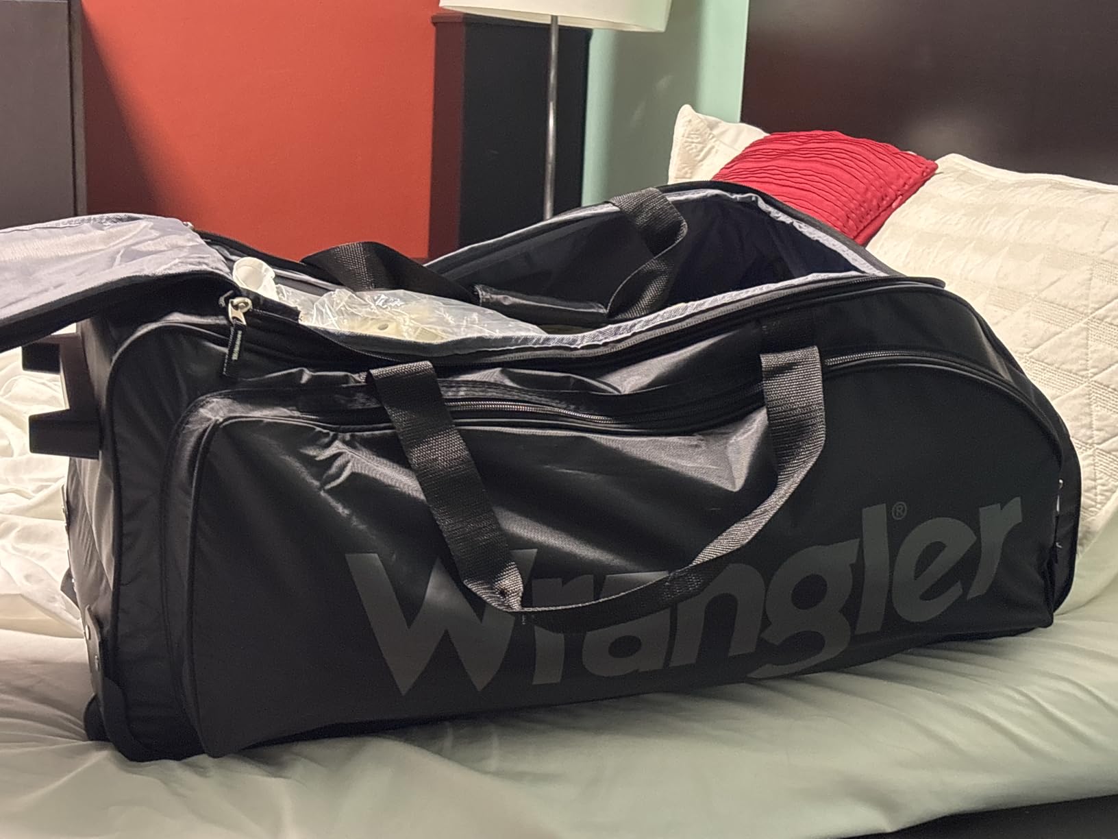 Wrangler Wesley Rolling Duffel Bag customer photo 2