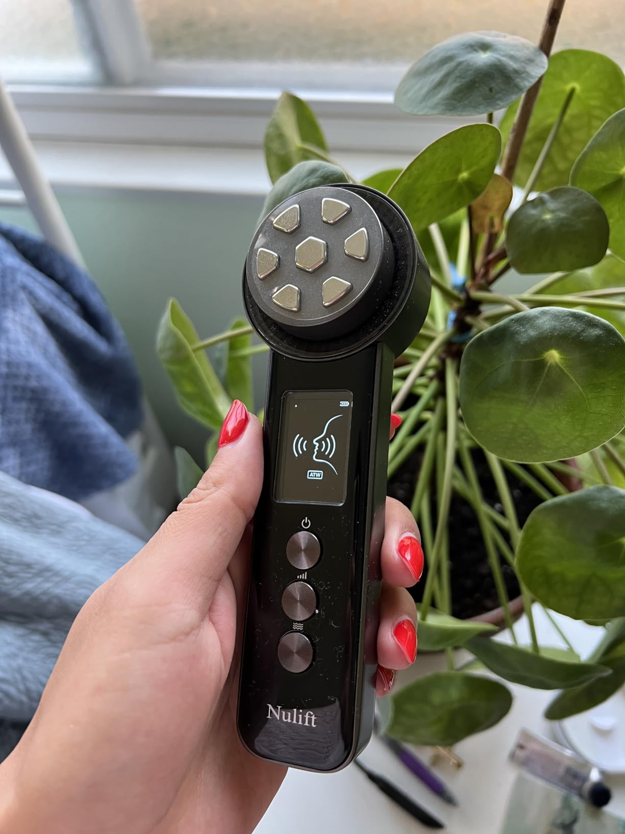 Face Beauty Device | 6 in 1 at Home Facial | RF Skin Tightening Device | Wrinkle Reduce | Depuff | Absorb | Skin Care | Anti Aging customer photo 1