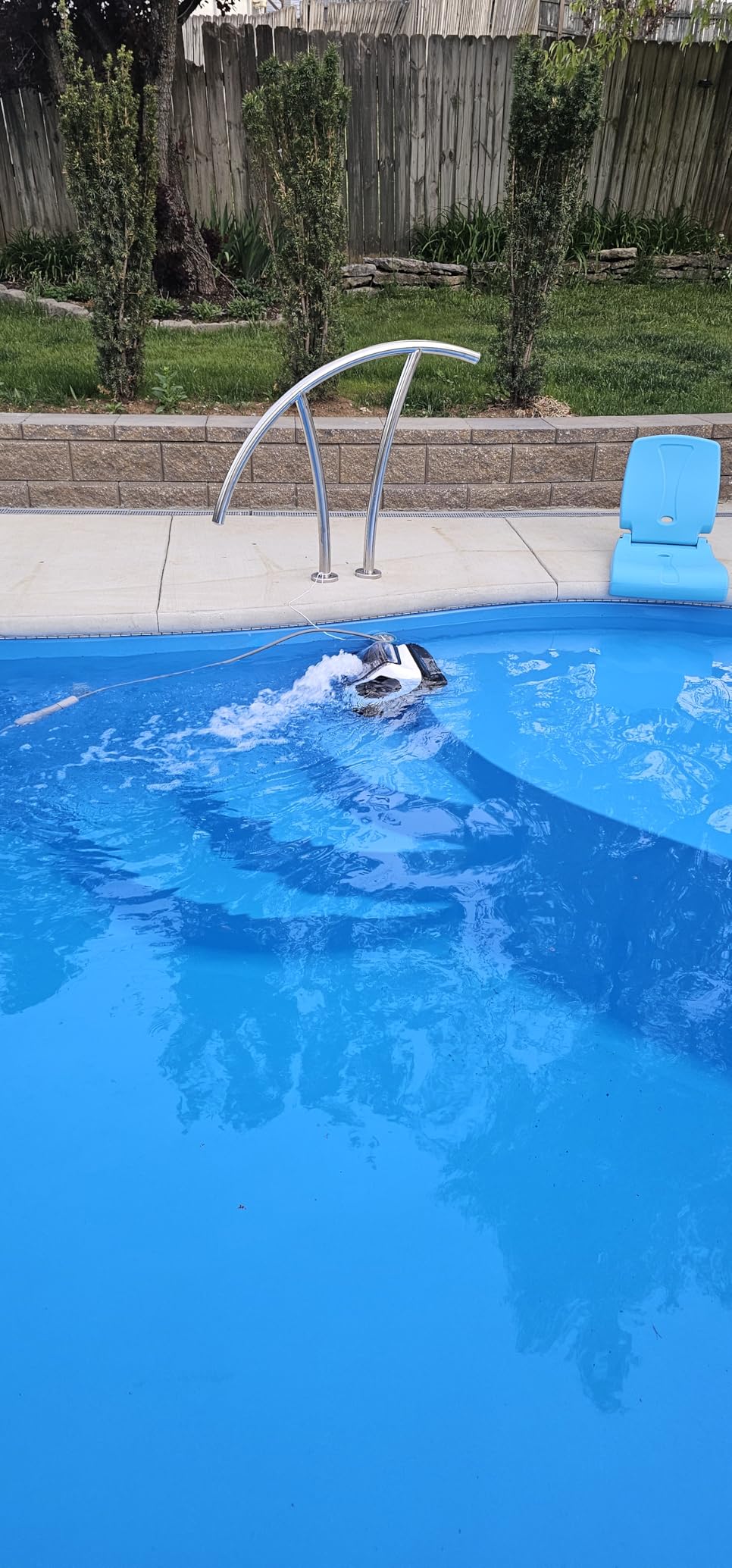 Polaris PCX 868 iQ Smart Robotic Pool Cleaner | Cleans In-Ground Pools up to 50ft with Smart App Control, Large Filter Canister, and Easy-Lift Removal customer photo 2