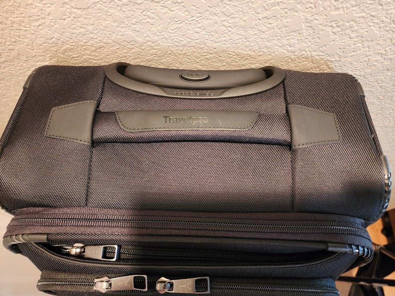 Travelpro Crew Classic Lightweight Softside Expandable Carry on Luggage, 2 Wheel Upright Rollaboard Suitcase, Men and Women, Carry On 22-Inch, Black customer photo 2