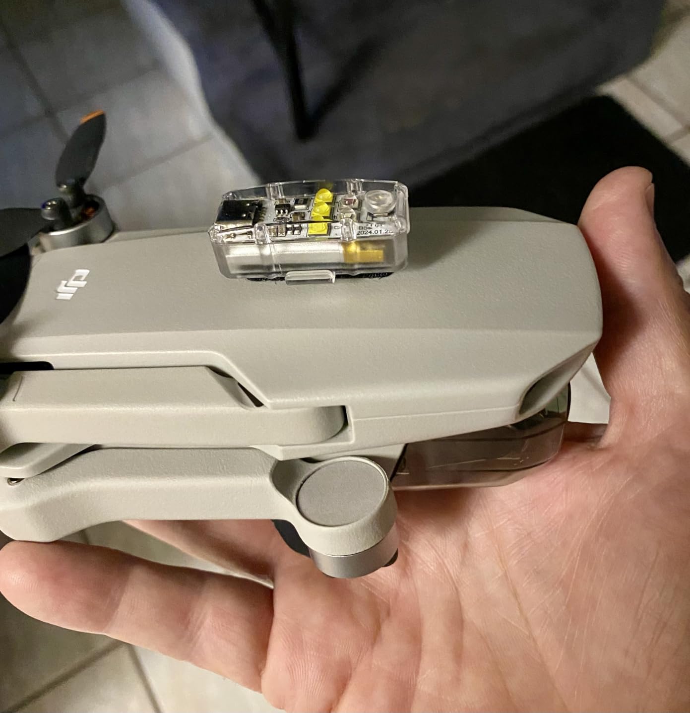 Strobe Light,Night Flying Anti Collision Lights for FAA Drone,LED Flash Lamp for DJI Neo,Flip,Mini 5/3/4 Pro/4K/SE/2,Air 3S/3/2/2S,Mavic 4/3/2,Spark,FPV,Avata 2 360,EVO Accessories(1 PCS) customer photo 1