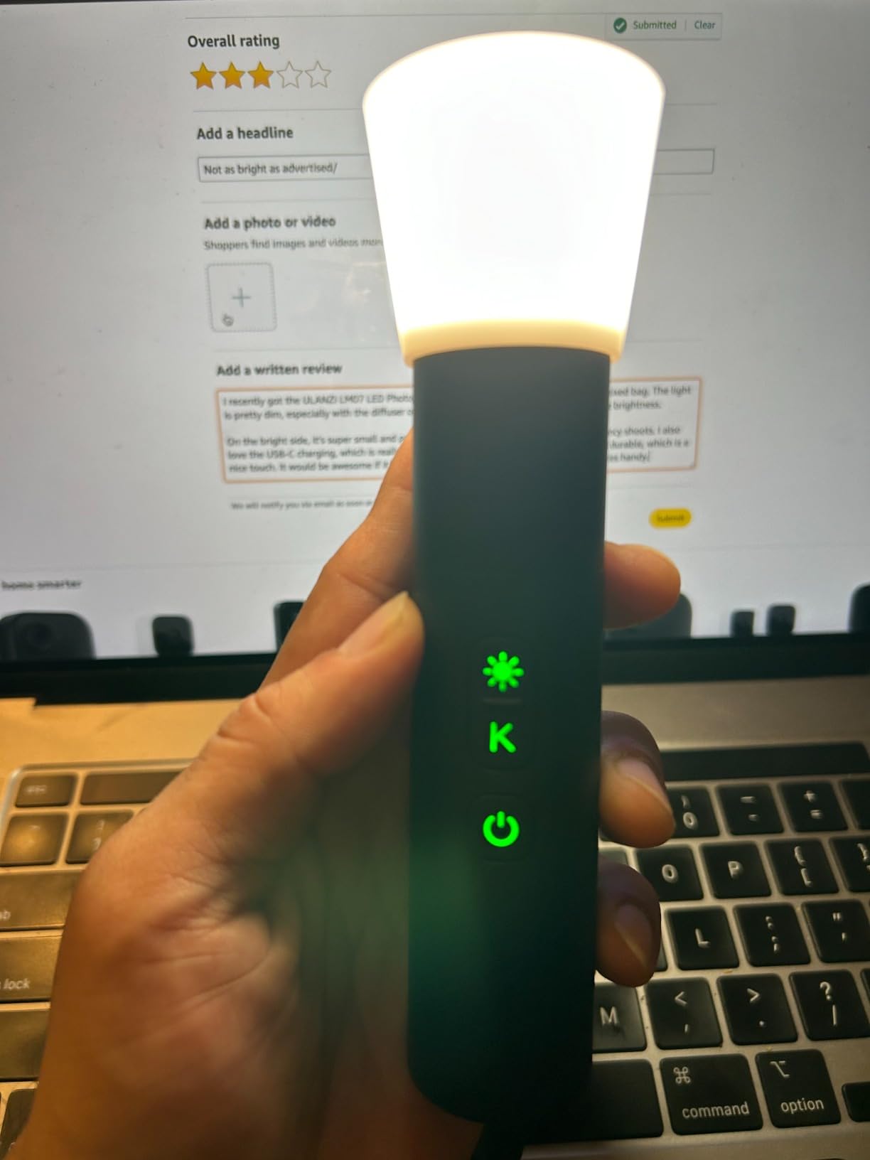 ULANZI LM07 LED Photography Flashlight, Handheld Videography Fill Light Spotlight 2000K-5500K-8000K Bi-Color Zoomable 2000mAh Rechargeable Portable Video Light for Photo, Video, Content Creation customer photo 1