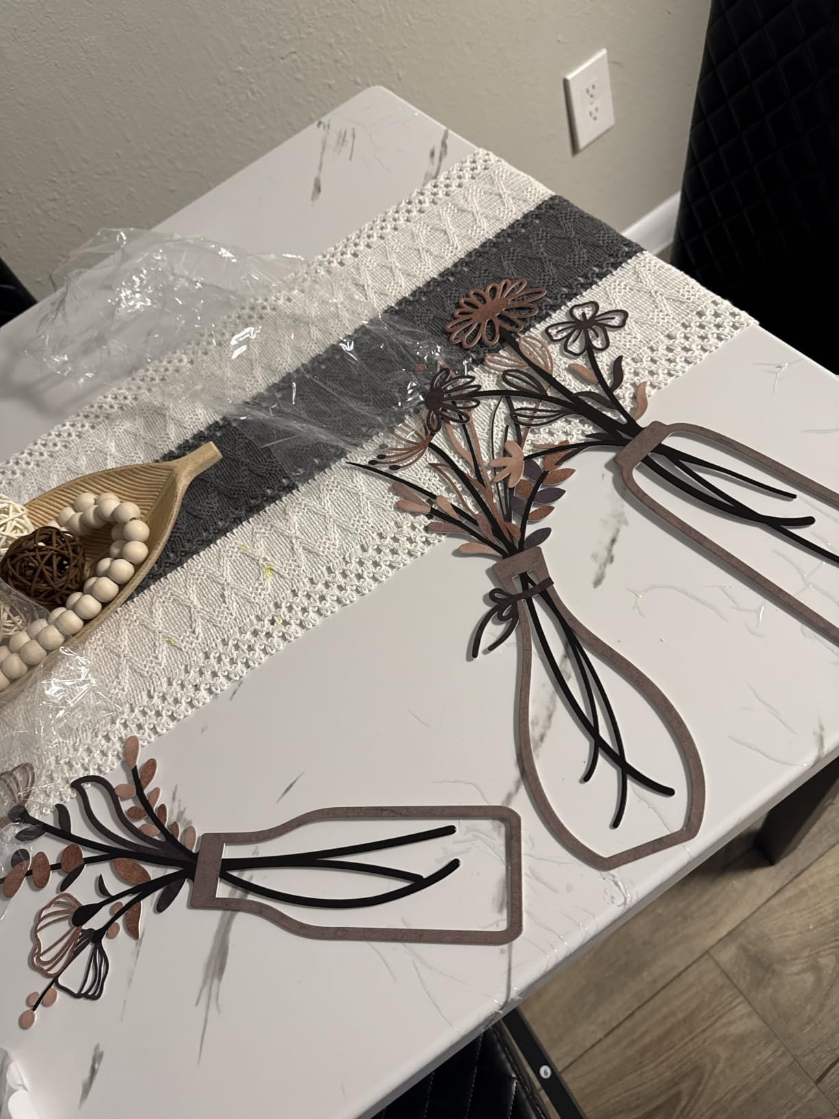 Pigort 3 Pieces Metal Flowers Wall Art- Rustic Farmhouse Decor Minimalist Decor for Living Room Bathroom Bedroom Dining Room, Housewarming Gifts Christmas Decoration(Beige, Vase-C) customer photo 1