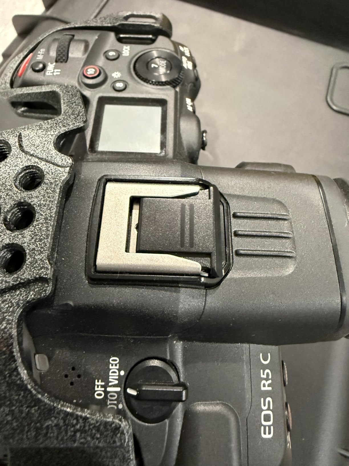 K&F Concept RF Mount Rear Lens Cap & Body Cap Cover & Hot Shoe Cover Kit, RF Lens Cap, RF Mount Back Cap, RF Cap for Canon EOS R50 R100 R10 R8 R7 R6 R6 II R5 R5C R3 RP customer photo 1