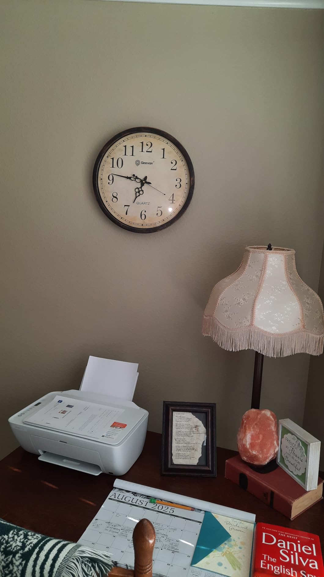 Geevon Retro Silent 12 Inch Wall Clock Non Ticking, Rustic Vintage Clock Quartz Decorative, Battery Operated Wall Clock for Kitchen/Office/Classroom/Bedroom/Living Room Decor customer photo 2
