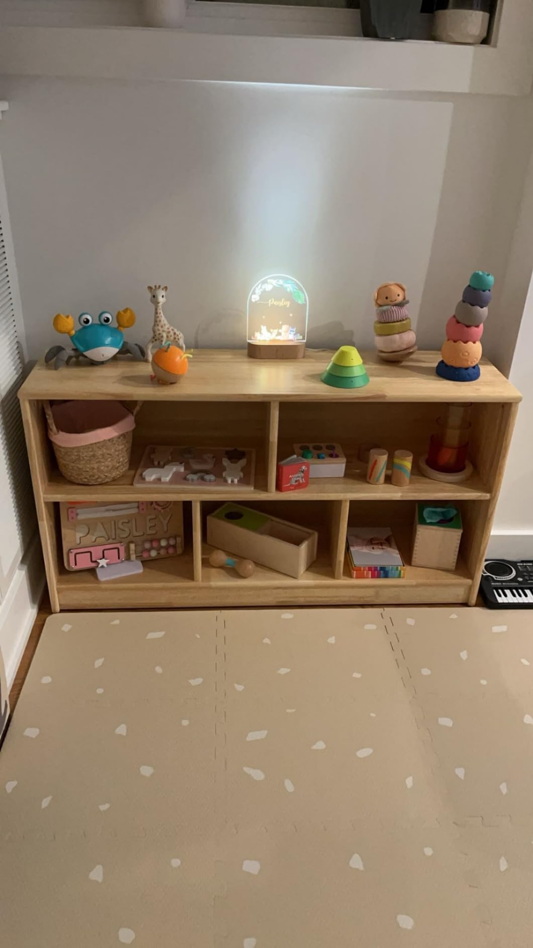 OOOK Rubber Wood 5-Compartment Montessori Shelf, 43.3