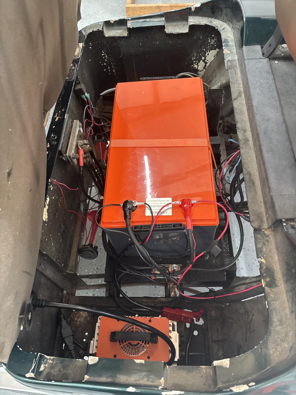 CHINS 36V Lithium Golf Cart Battery 100AH, Includes Charger, Monitor, 5000+ Cycles customer photo 1