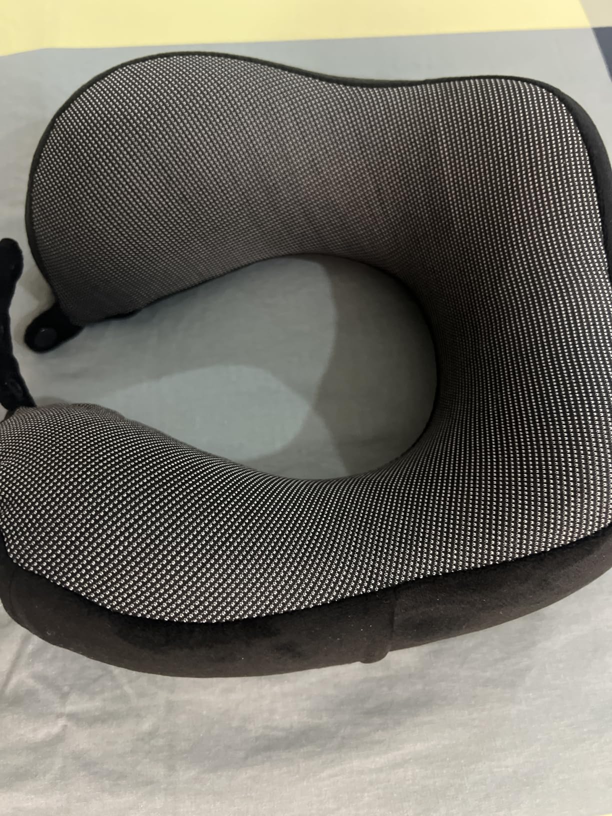 Cirorld Neck Pillow for Traveling, Travel Pillows for Airplanes,100% Pure Memory Foam Travel Neck Pillow, Adjustable Flight Pillow, Portable Plane Accessories with Eye Mask, Earplugs, Carry Bag customer photo 2