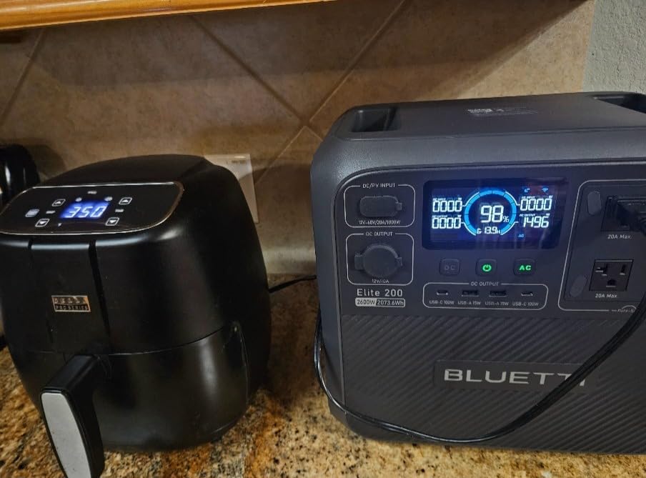 BLUETTI Elite 200 V2 Portable Power Station 2073.6Wh 2600W Solar Generator | LFP Battery Backup w/ 4 2600W AC Outlets (3900W Power Lifting), 0-80% Fast Charge in 50 Min. for Camping, Off-grid, Emergency customer photo 2