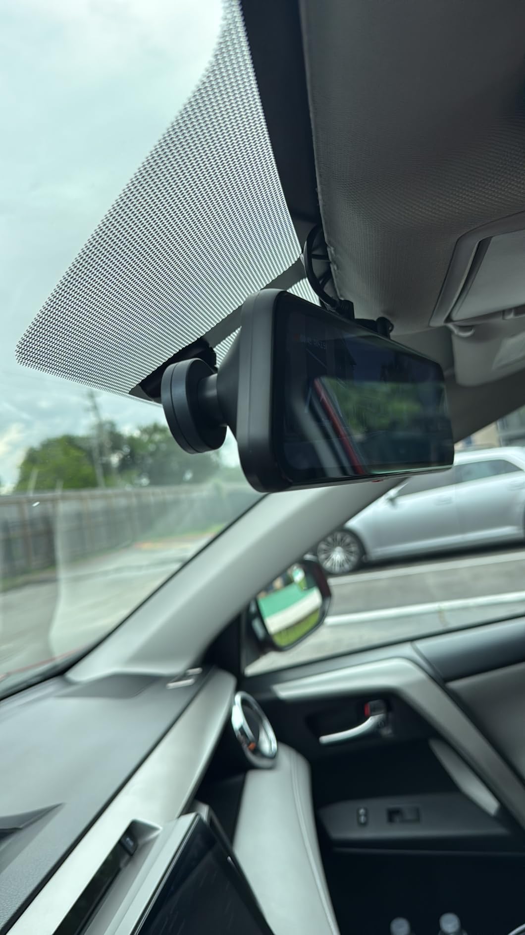 WOLFBOX G850 PRO 4K Mirror Dash Cam with ADAS and BSD,64GB Card,5.8GHz WiFi customer photo 2