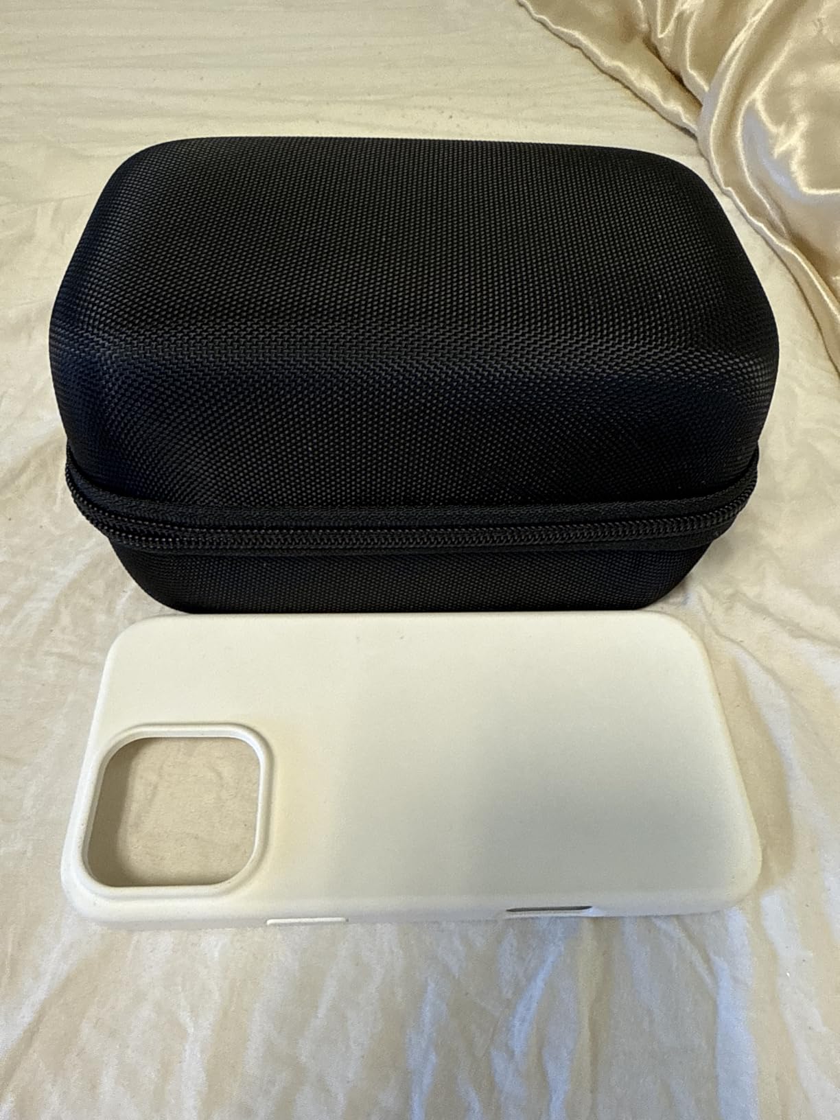 WAIYUCN Hard Carrying Case Compatible with Fujifilm X-T50,X-T5,X-T30 II, X-T30, X-T10, X-T20 Mirrorless Digital Camera Case(Fits 15-45mm Lenses) (grey) customer photo 1