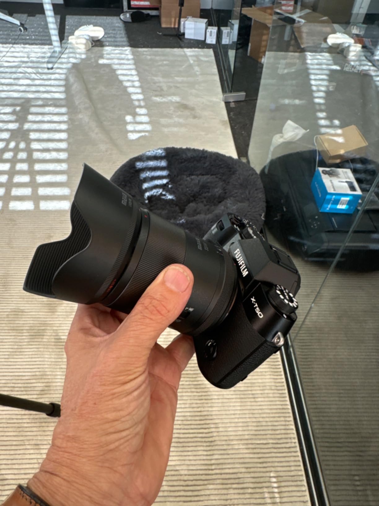 33mm F1.4 AF STM APS-C Portrait Lens for Fujifilm X Mount Cameras | Auto Focus, Sharp Image, Soft Bokeh, Wide Angle, Large Aperture, For X-T4 X-T5 X-T10 X-T20 X-T30 X-T100, Street Landscape customer photo 1