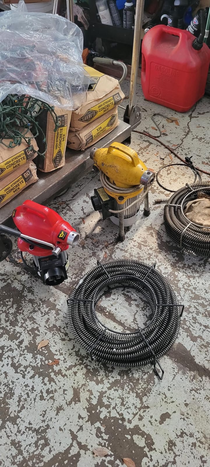 VEVOR Drain Cleaner Machine 120FT x 6/5 Inch, 1100W Electric Sewer Snake Auger Manual Feed - with 6 Cutters and CW/CCW Control for 4