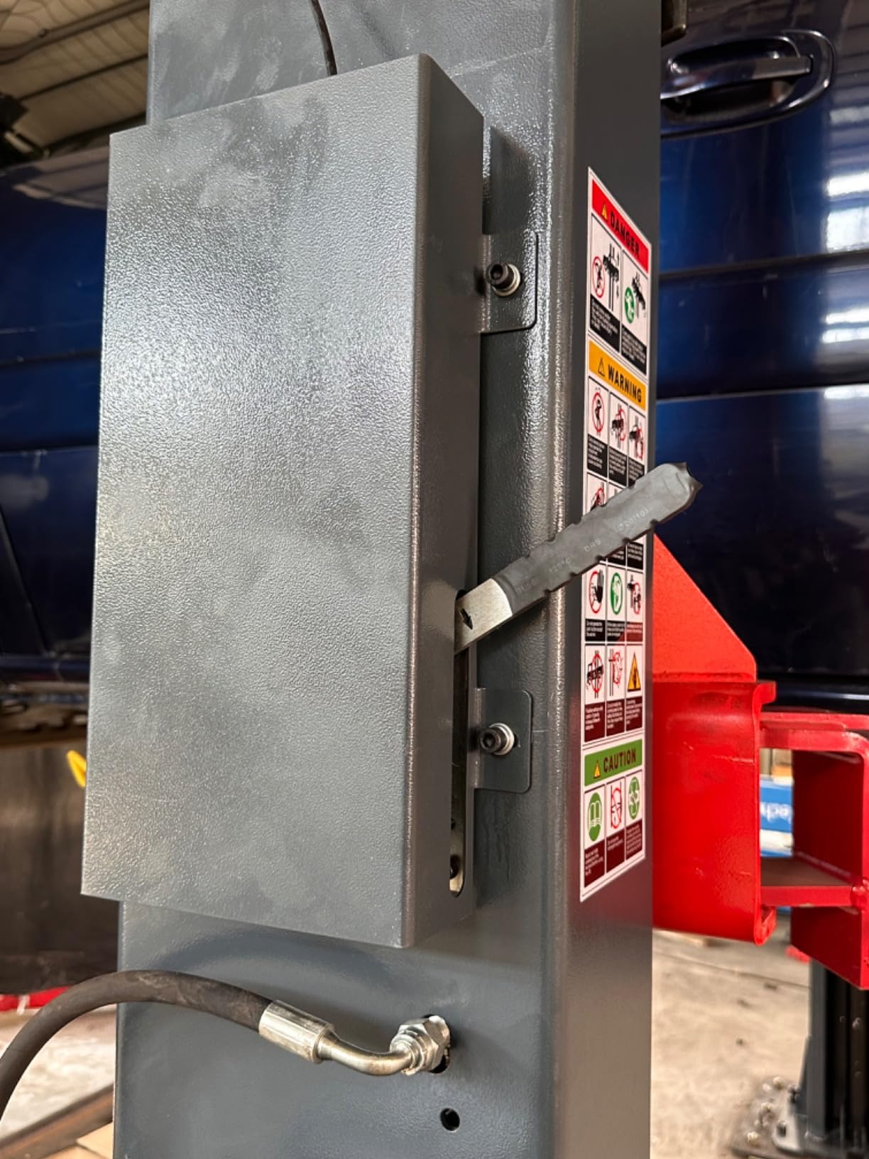 KATOOL Single Point Lock Release 12000lbs Lifting Capacity 4.0HP 2/Two Post Lift Automotive Car Lift Clearfloor customer photo 1