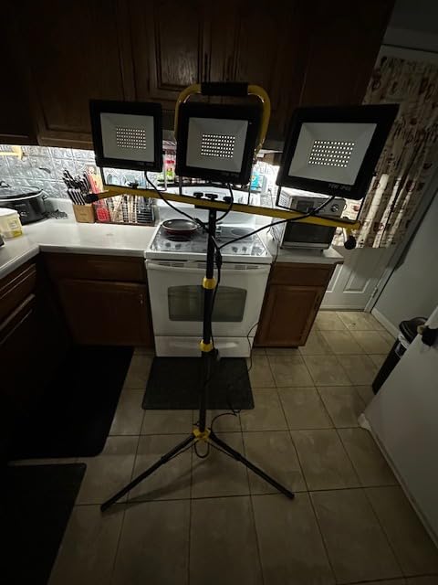 Upgraded LED Work Lights with Stand, 21000 Lumen, 3-Head Adjustable Work Light, Waterproof Foldable Tripod, Extended Cord for Outdoor & Indoor Job Sites, Workshops, Construction, Garage Lighting customer photo 1