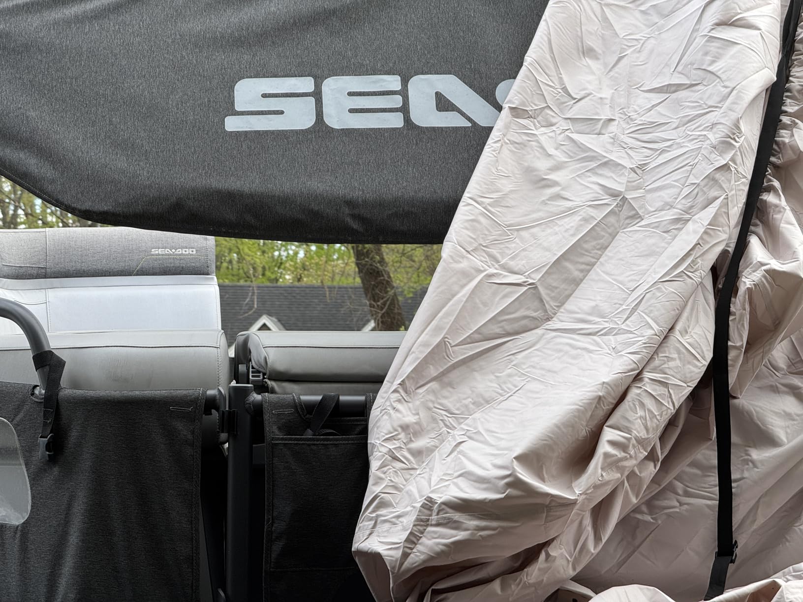 5-Ply 1600D+1200D Pontoon Boat Cover, 21'-24' | Fully Waterproof & Durable Tear-Resistant Cover for Trailerable & Mooring, Large Storage Bag & Reinforced Windproof Straps customer photo 1