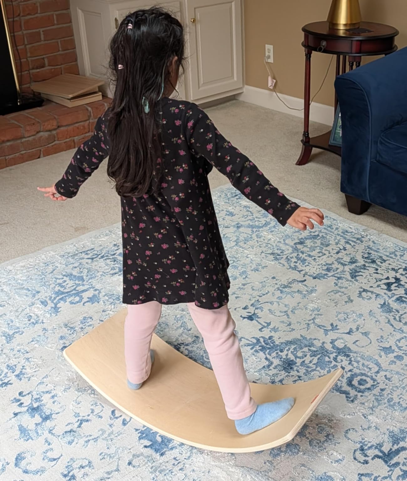 Fisher-Price Wood Montessori Rockin' Balance Board, Kids Ages 3+ Years | 31.7 Inch Wooden Board, American Montessori Society Seal of Excellence, Gross Motor Skills (Amazon Exclusive) customer photo 2