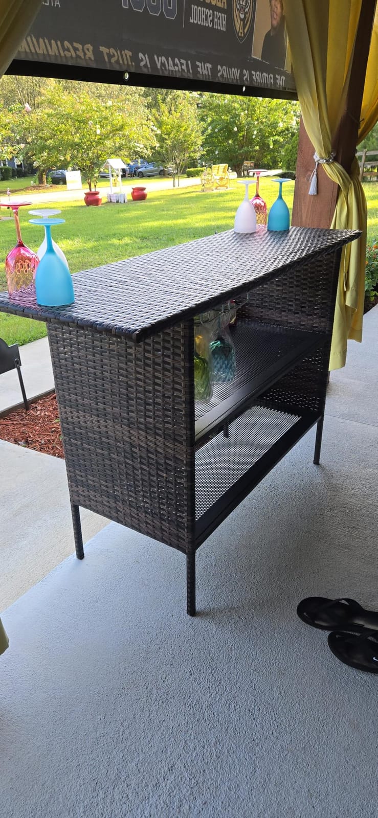 VINGLI Wicker Outdoor Bar Cart with Storage and Wheels, Outdoor Bar Table Serving Cart Rattan Bar Cart with Glass Top and Shelf for Pool, Party, Backyard, Porch (Brown) customer photo 1