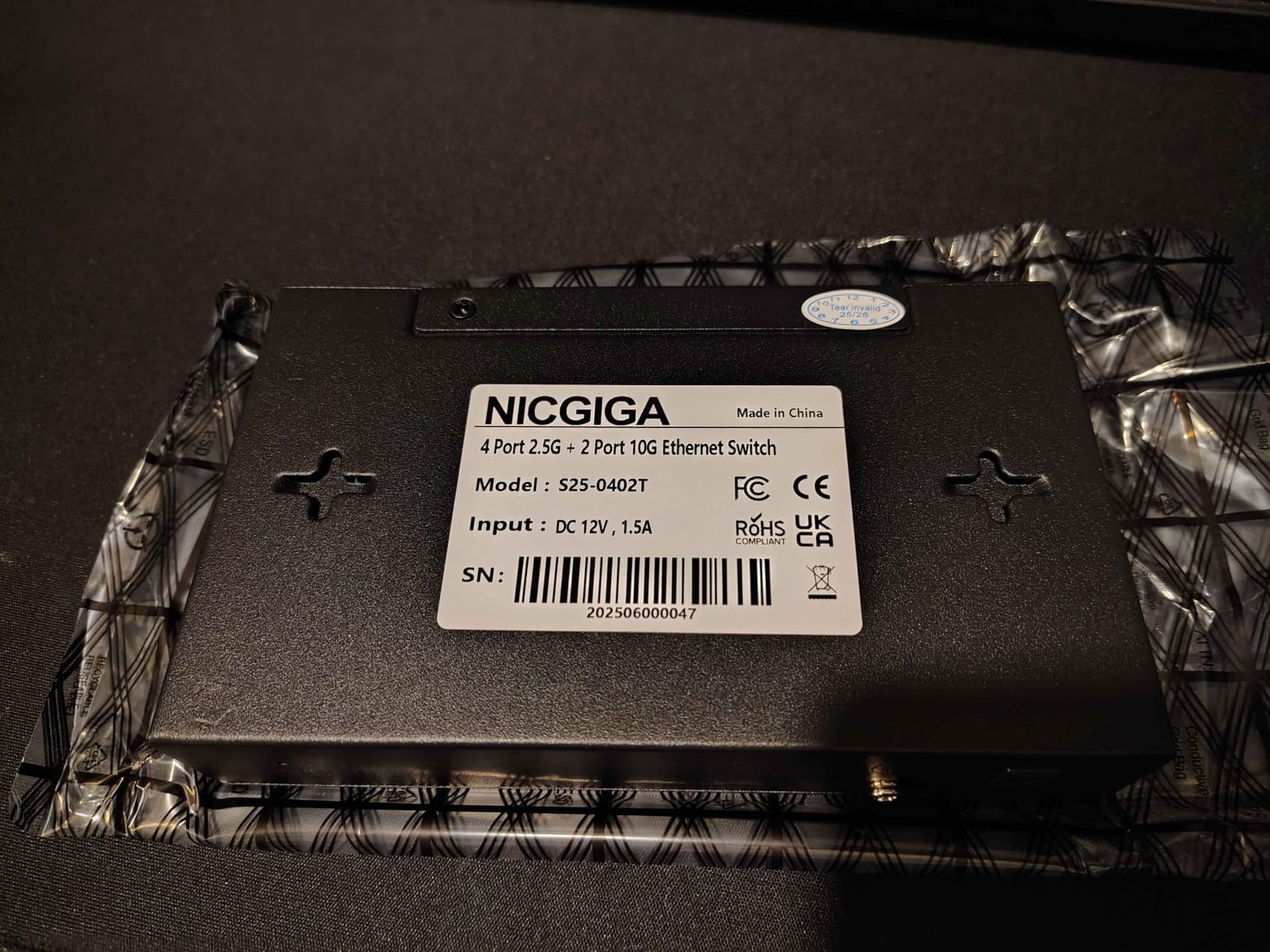 10Gbe Ethernet Switch Unmanaged with 2 x 10Gb RJ45 Ports + 4 x 2.5Gb Base-T Ports, Desktop/Wall Mount NICGIGA 6 Port 10Gbps Network Switch for Wireless AP, NAS, PC customer photo 1