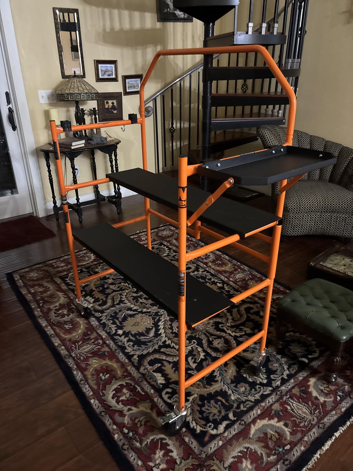 WEN 4-Foot Portable Rolling Scaffolding, 500-Pound-Capacity with Foldable Design, Safety Rail and Tool Shelf (31107) customer photo 2