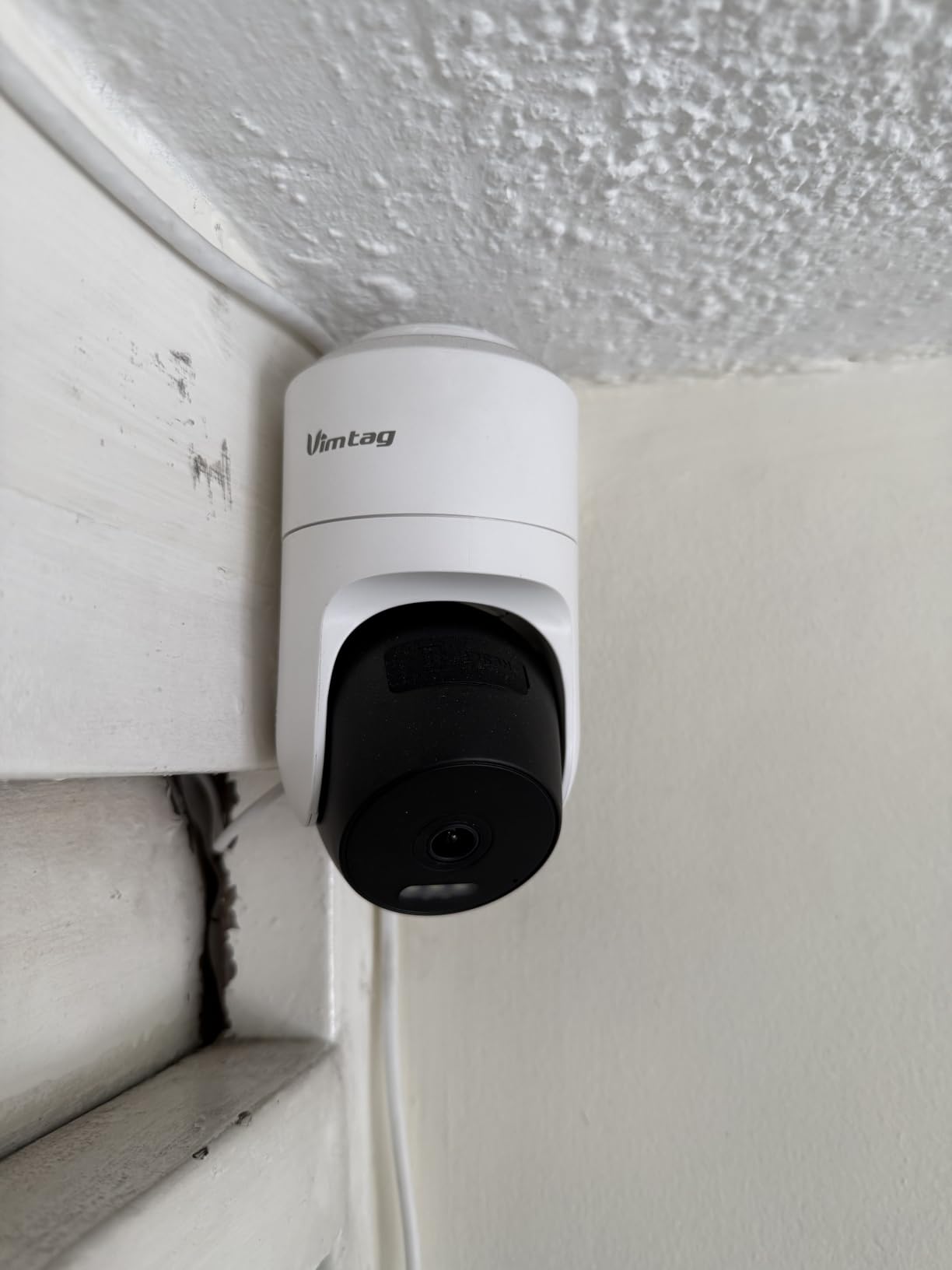 VIMTAG Pan/Tilt Outdoor Security Camera, 2.5K 4MP WiFi Home CCTV Camera, 360° View & Motion Tracking, Color Night Vision, 2-Way Audio, AI Detection Alarm, IP66, Cloud & SD Card Storage, Works w/Alexa customer photo 2