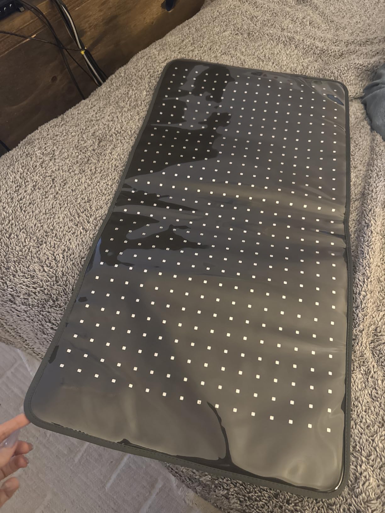 Comfytemp 33 x 17 in XXL Red Light Therapy Mat for Body, Wearable Near Infrared Light Therapy Pad, Flexible Light Blanket with Timer, 660nm & 850nm Light Blanket for Back Belly Knee Joint Muscle customer photo 2