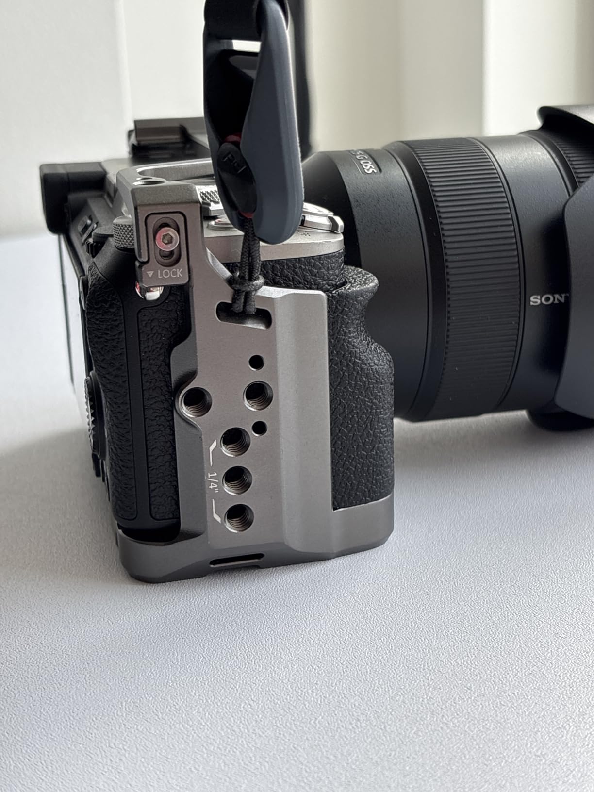 SmallRig HawkLock Quick Release Camera Cage Kit for Sony A7C II/ A7CR with Integrated Silicone Grip, Full Access Vlog Making Cage for Sony Alpha 7C II/Alpha 7CR with Cable Clamp for HDMI customer photo 2