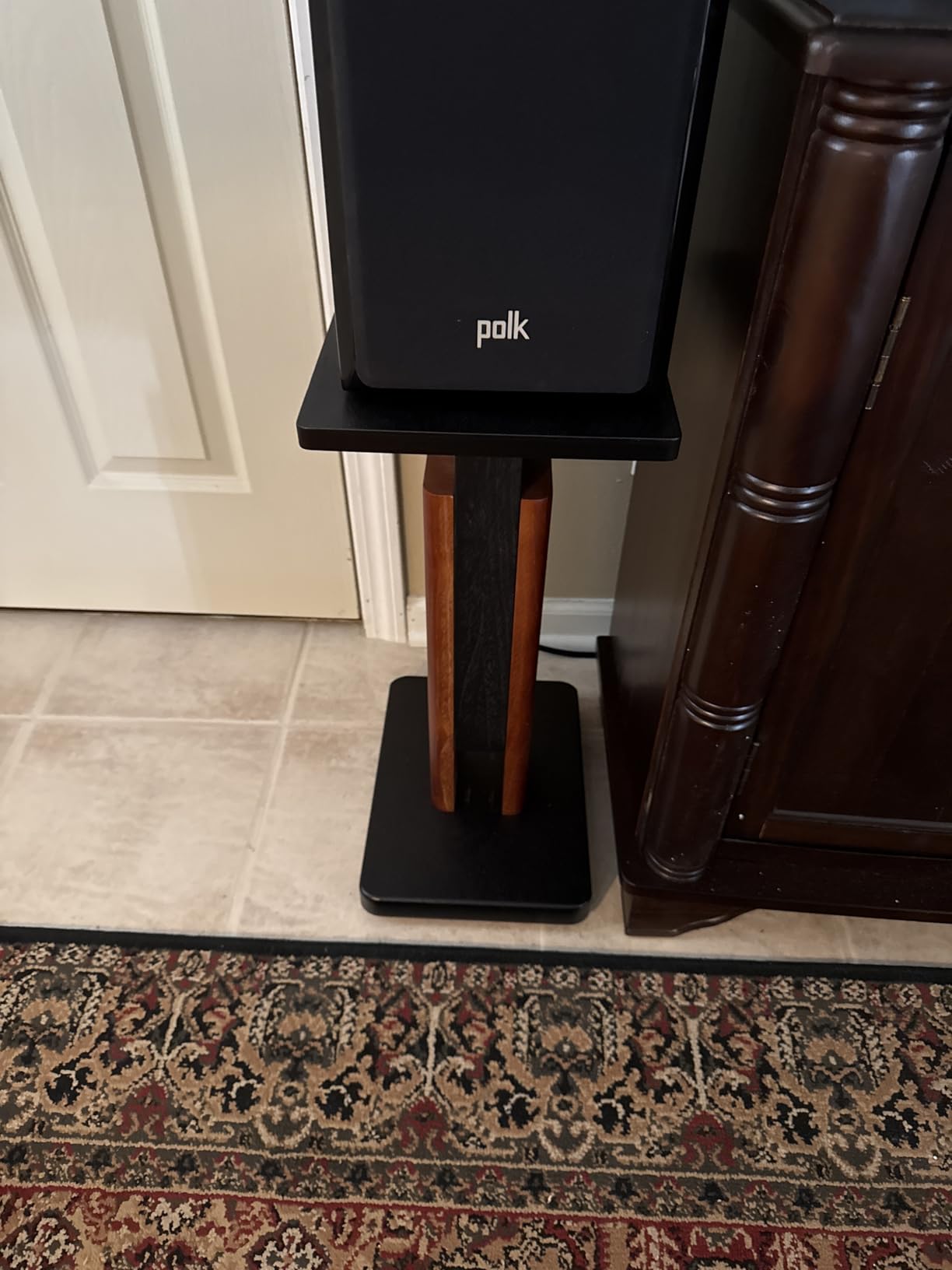Height Adjustable Speaker Stands Pair for Studio Monitor & Bookshelf Speaker Stands - Wood Grain Floor Speaker Stands for Klipsch, ELAC, JBL, KEF, Edifier Surround Sound Speaker Stand Up to 50 Lbs customer photo 2