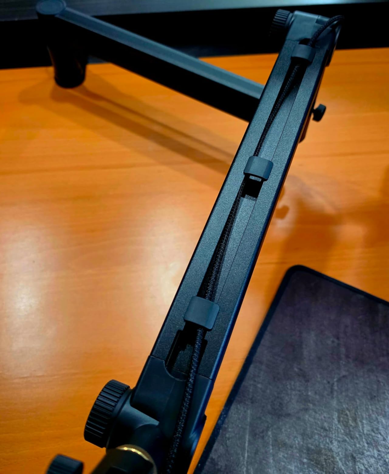AA AUDIO ACCESSORY Mic Arm Desk Mount (Design for Heavy Mic) 6.6lbs Load Capacity, Stable Gear Lock Never Sags, Metal Low Profile Microphone Boom Stand for Shure SM7B SM7dB MV7, Blue Yeti, Rode PodMic customer photo 1