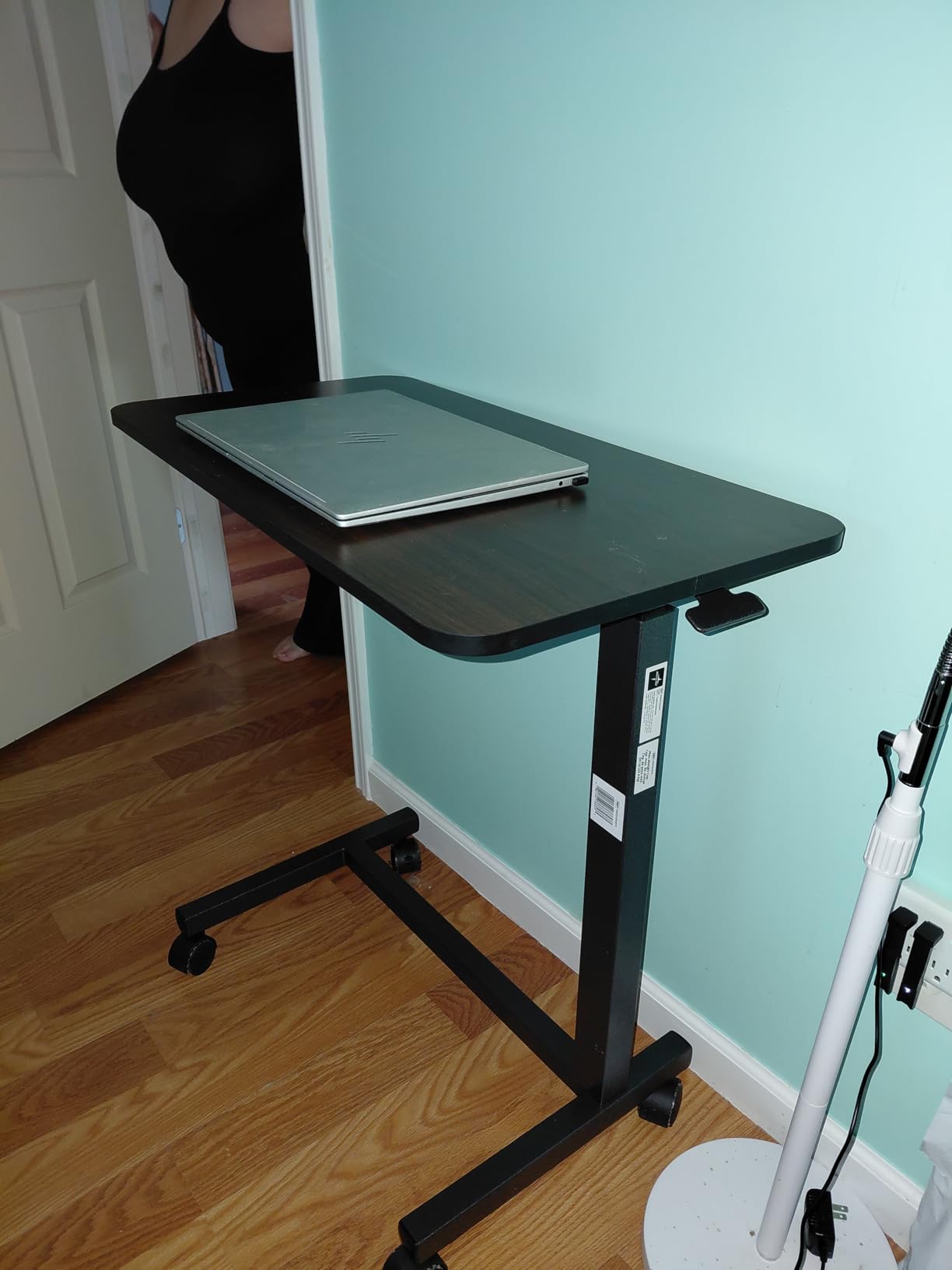 DR. DUNLEY Adjustable Overbed Table on Wheels - Height Adjustable from 30
