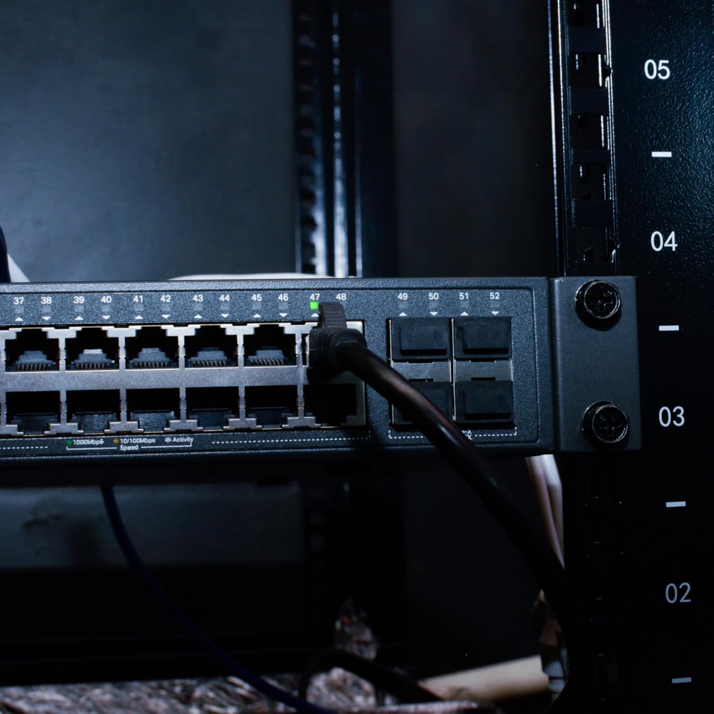 TP-Link SG2452LP, 48 Port Gigabit Omada Fully Managed Switch | 32 PoE+ Ports, 16 No- PoE Ports, 4 SFP Ports, 230W Budget, Fanless, L2 Managed, VLAN, ZTP, LAG, PoE Recovery, 5-Year Warranty customer photo 2