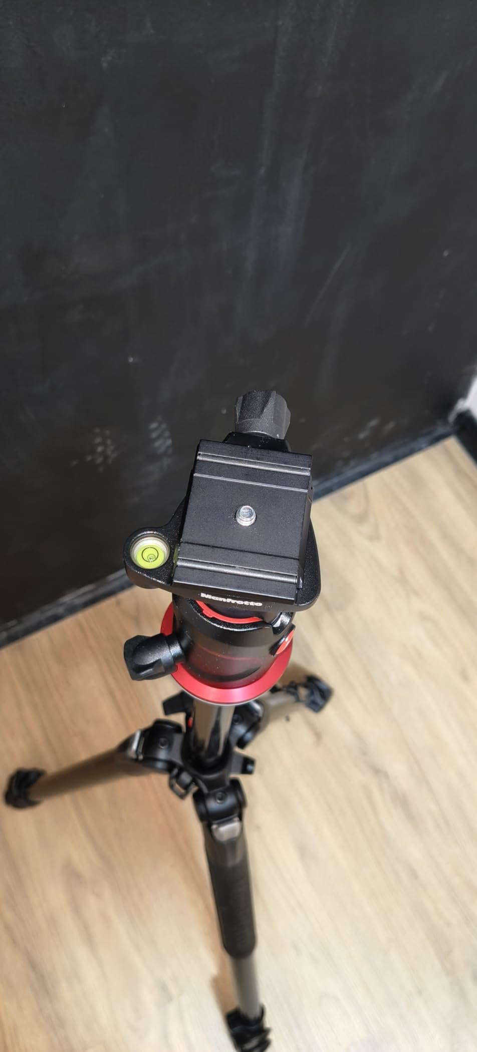Manfrotto 290XTRA Aluminum Camera Tripod with 496 Ball Head, 3 Segments, 4 Angles, Quick Releases, Arca-Swiss Compatible, 10 kg Load Capacity, Carry Case, for DSLR & Mirrorless Cameras customer photo 2
