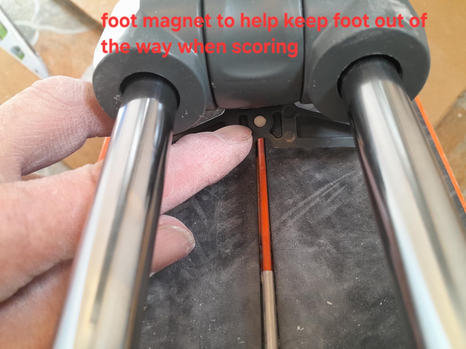 Manual Tile Cutter, 14 Inch Professional Ceramic Tile Cutter with Durable & Sharp Tungsten Carbide Cutting Wheel, Tile Cutter Tools for Cutting Porcelain Floor with Anti-slip Handle & Feet customer photo 1