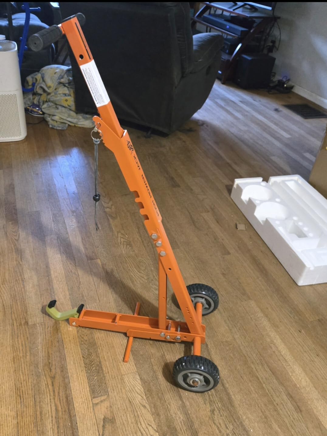 Lawn Mower Jack, 800 lb Capacity Zero Turn Mower Lift, Orange customer photo 1