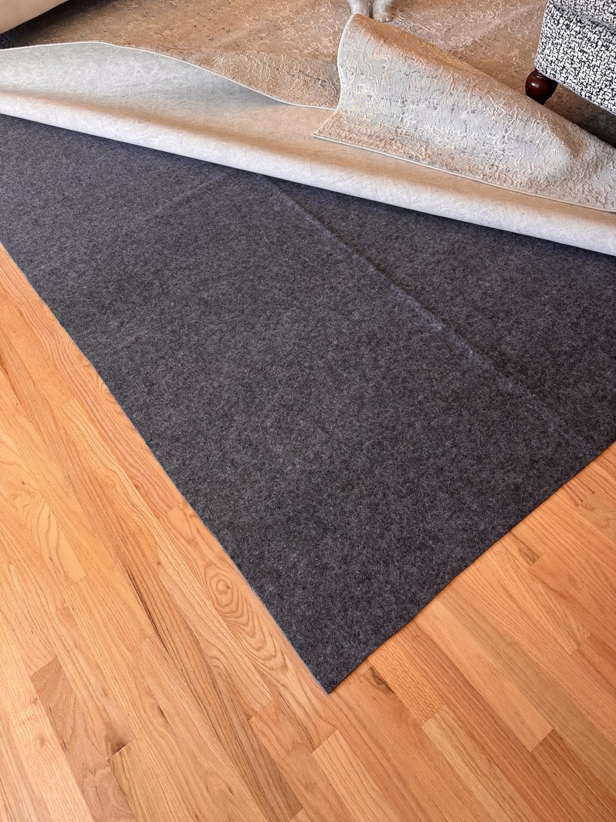 Veken Non Slip Cushioned Rug Pad Gripper, Felt and Silicone Backing, 8 x 10 Ft, 1/4 inch Thick Carpet Liner Protector Mat for Area Rugs and Hardwood Floors customer photo 1