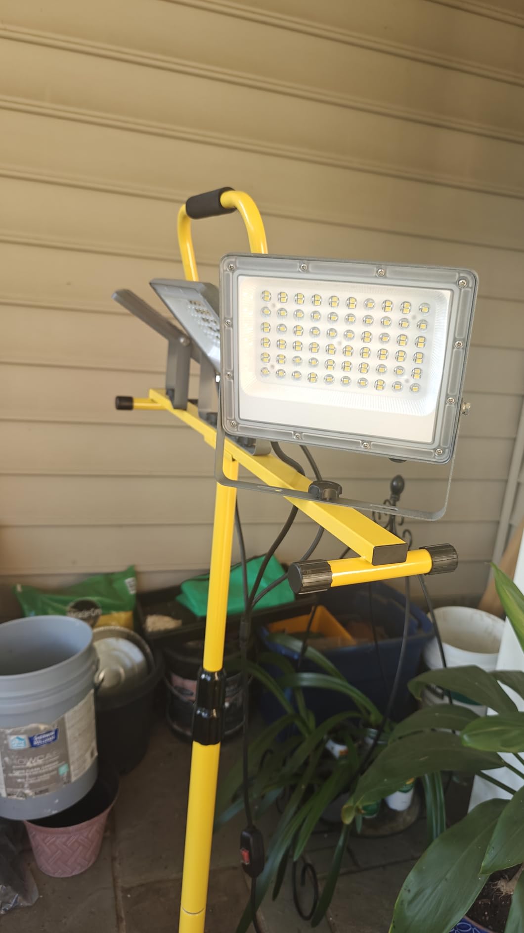 30000 Lumen LED Work Lights with Stand - 3 Adjustable Head Waterproof Foldable Tripod Light, 6500K Daylight (47-68 Height) & 18FT Cord - IP66 Rated for Construction Sites, Garage, Outdoor customer photo 1