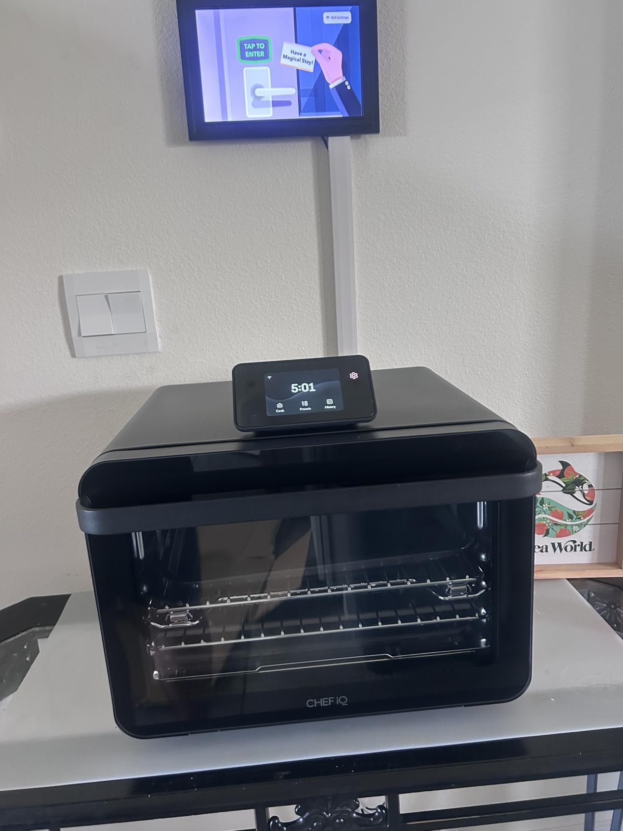 CHEF iQ MiniOven Smart Toaster Oven Air Fryer Combo, 11-in-1 Countertop Convection Oven, Bake, Broil, Air Fry, Dehydrate, 1750W, 25 Qt Capacity - Black customer photo 1