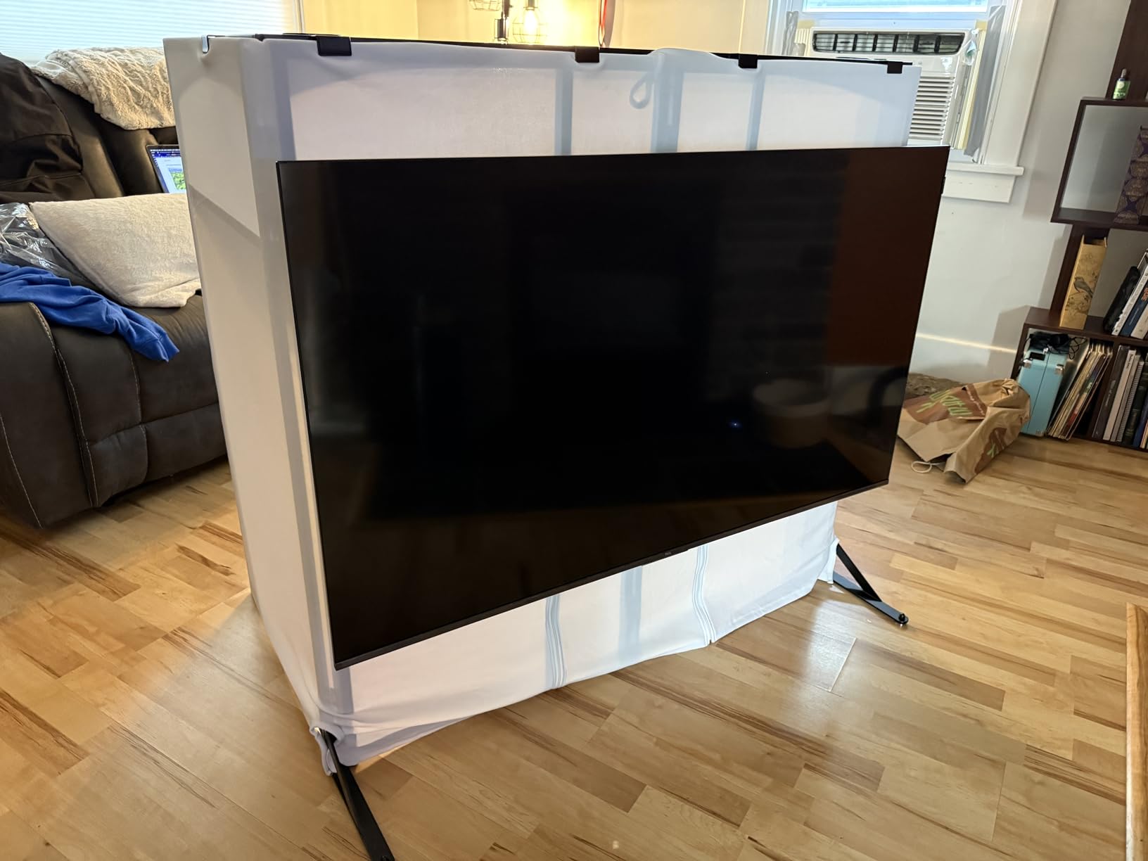 Rockville ROCKBOOTH TV DJ Booth Table Facade with 70