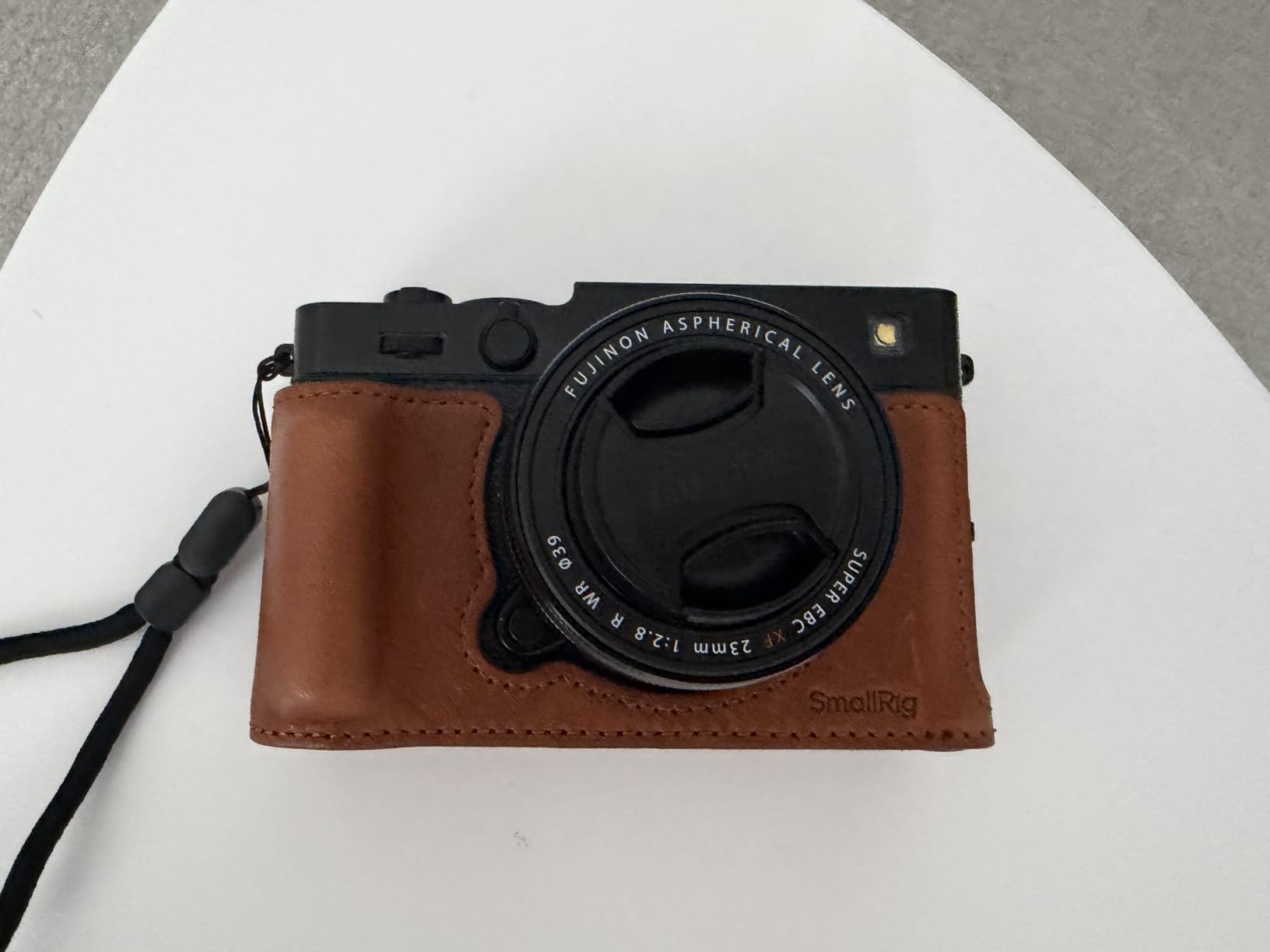 SMALLRIG X-E5 Leather Case Kit for FUJIFILM X-E5, Vintage Half-Body Case with Shoulder Strap, Genuine Leather Material customer photo 2