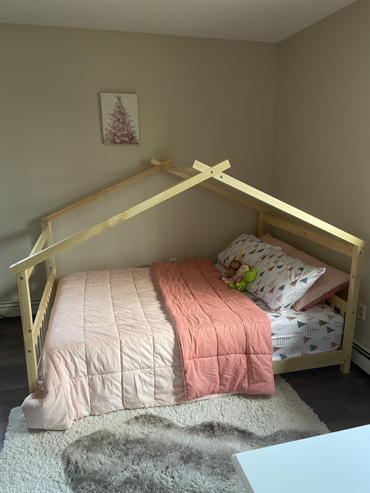 GIANTEX Full Size Floor Bed, Solid Wood Montessori House Bed with Roof, Headboard and Footboard, Low Full Bed Frame for Kids Teens Girls Boys, No Box Spring Needed, White customer photo 2
