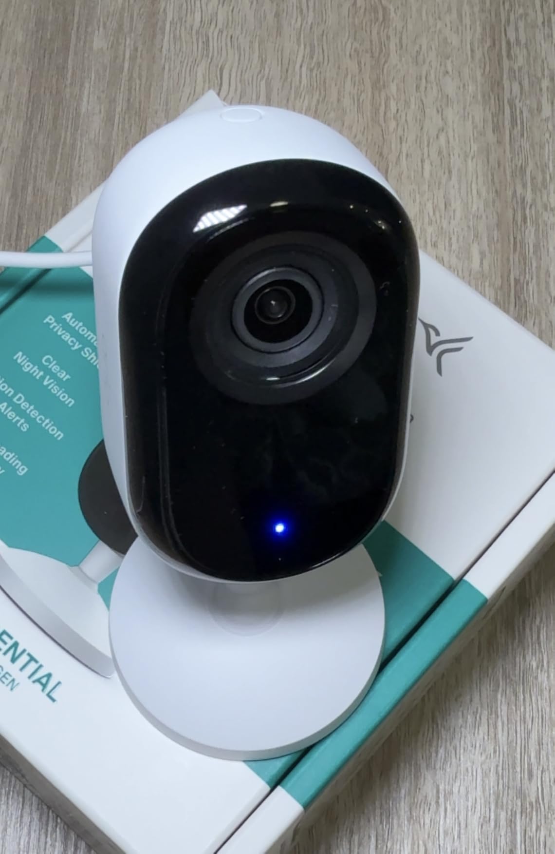 Arlo Essential Indoor Baby Camera 2K (3rd Gen) - Privacy Shield, 1-Cam | 2K baby & kid surveillance camera; 6.5 ft wired cable; Privacy shield; Person detection; Night vision; 1-mo Secure plan incl. customer photo 2
