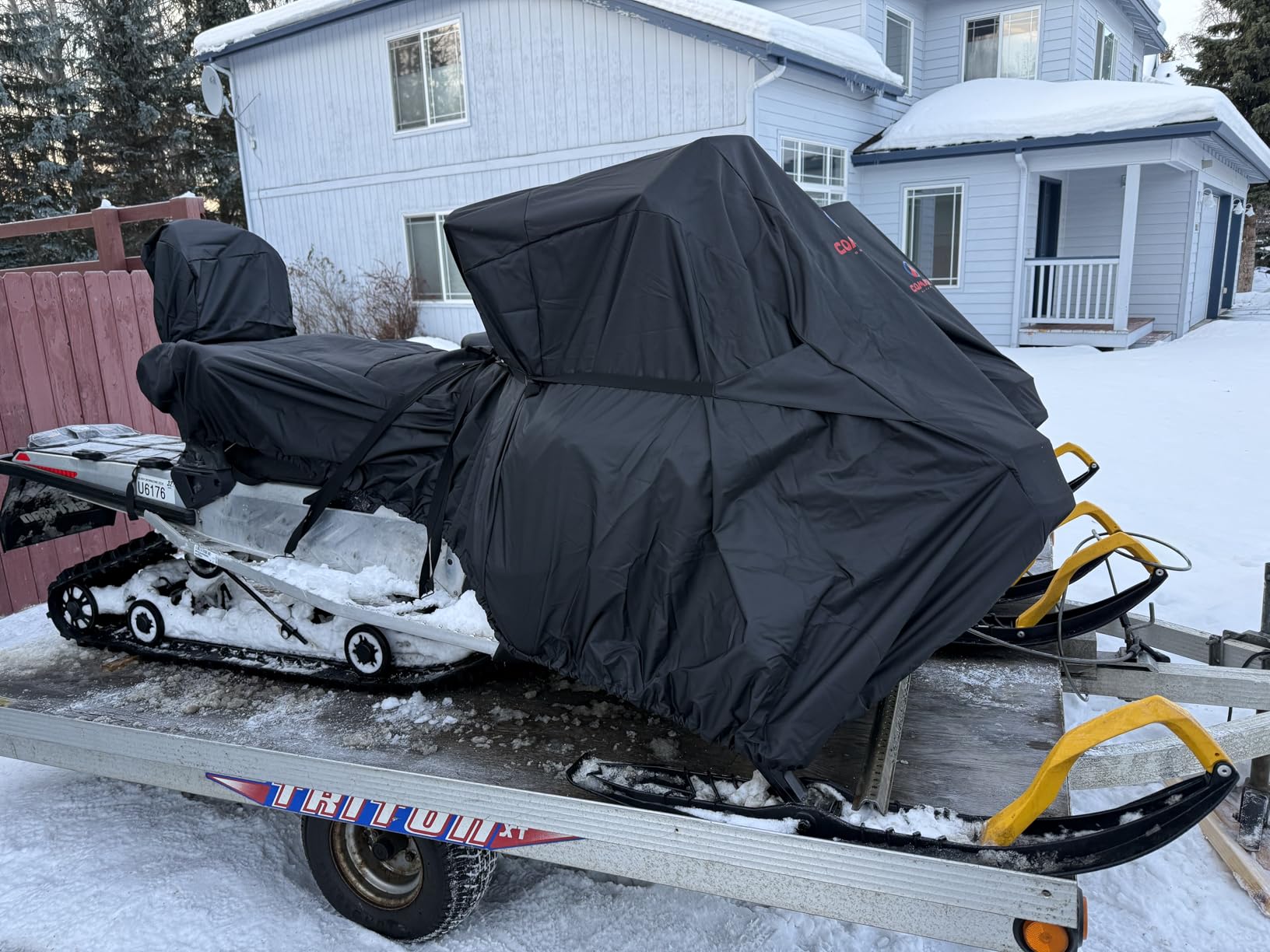 Comnova Snowmobile Cover 145 Inch - Premium 600D Outdoor Snowsled Cover, Heavy Duty & Waterproof All Weather Protection Covers, Black, Fit Up to 145