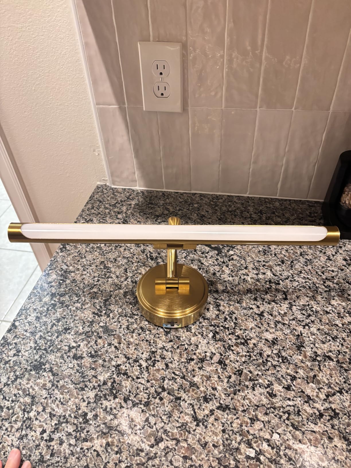Hard-Wired Picture Light for Wall, 16'' Inch Modern Brass Metal Body Dimmable Frame Light with Adjustable Swing Arm 3CCT LED Art Display Light for Paintings Gallery 6W Wall Light, Hallway Vanity Light customer photo 2