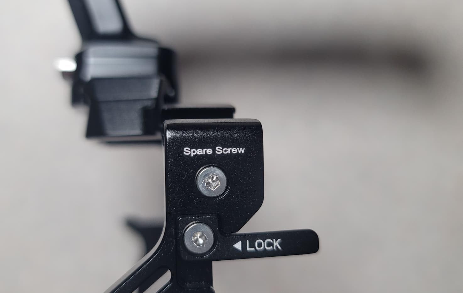 SmallRig Cage Kit for Panasonic G9 II / S5 II / S5 IIX with NATO Top Handle, Cable Clamp for HDMI & USB-C, Built-in Quick Release Plate for Arca, 1/4''-20 & 3/8''-16 Threaded Holes - 5752 customer photo 2