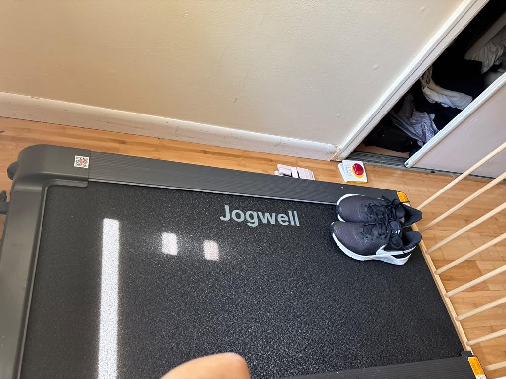 Jogwell Walking Pad Treadmill with 12%/20% Auto Incline, 43