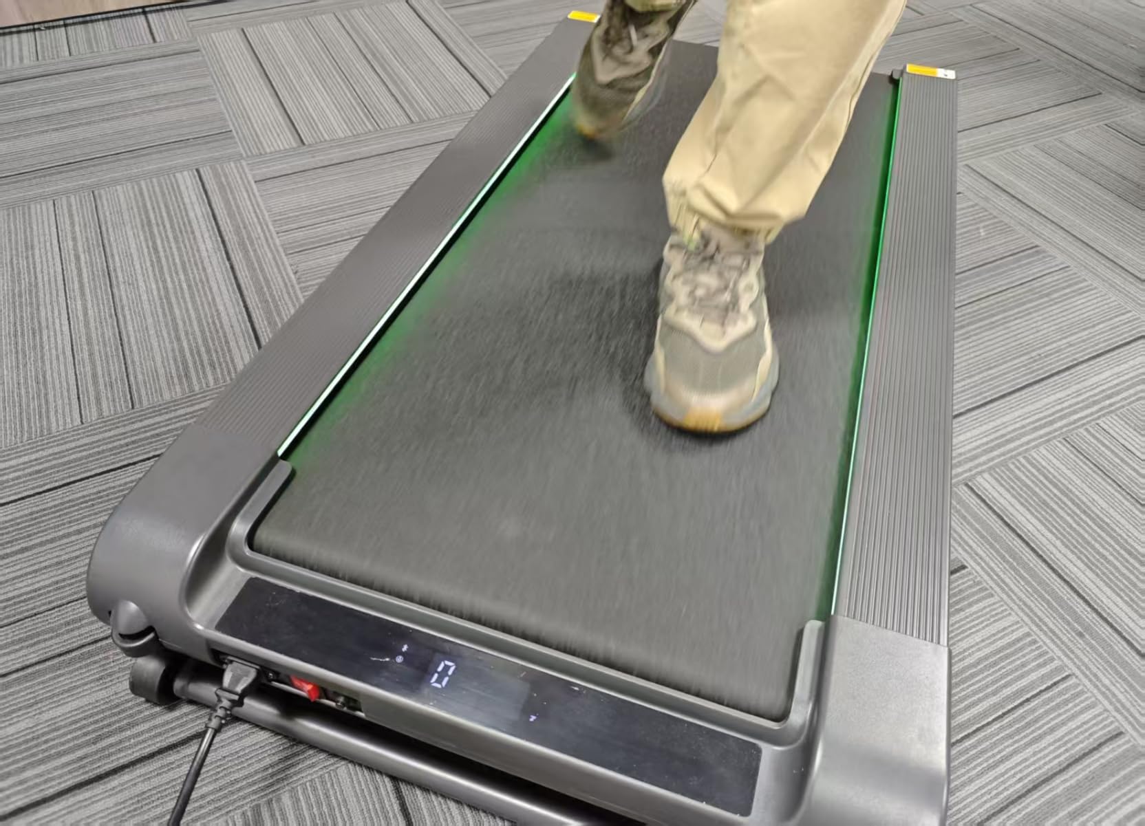 Jogwell Walking Pad Treadmill with 12%/20% Auto Incline, 43