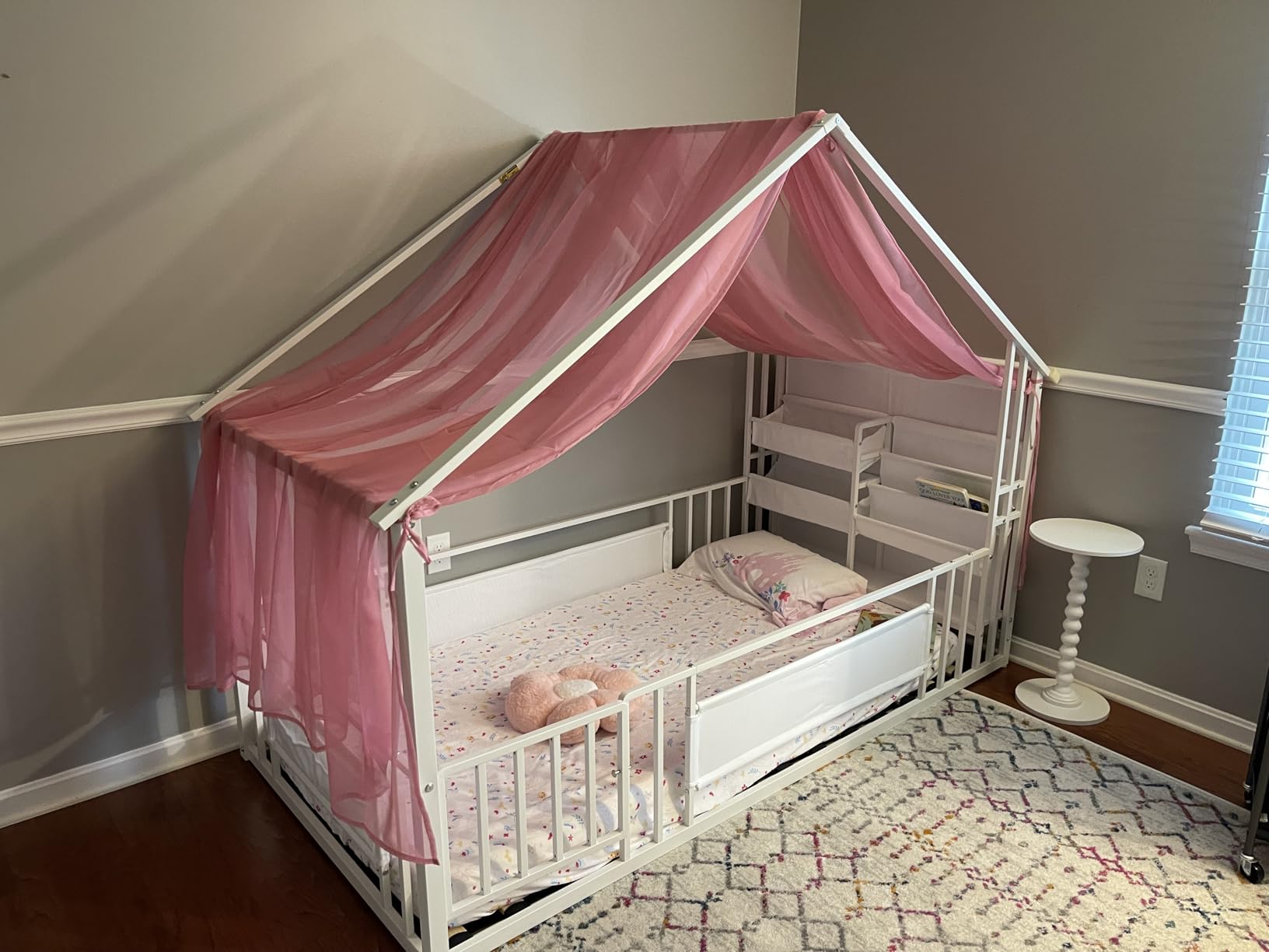 DICTAC Twin Montessori Floor Bed with Storage Bookshelf and Globe String Lights House Shaped Floor Bed for Kids with Safety Guardrail & Solid Wood Slats, Kids floor Twin Beds with Storage Pockets, White customer photo 1
