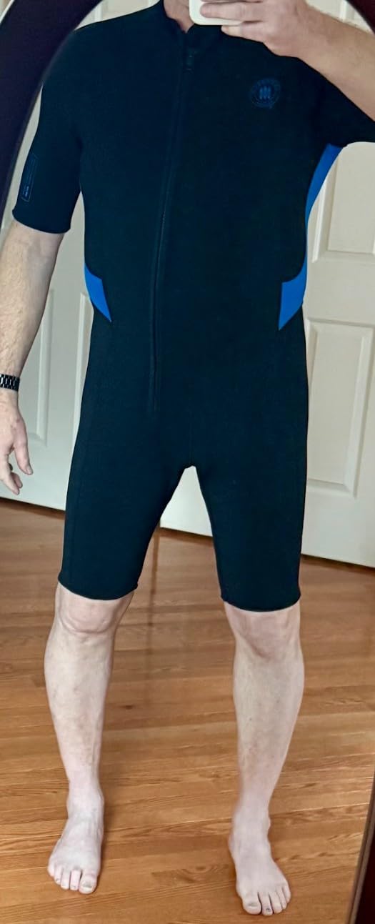 Lemorecn Wetsuits for Men and Women, 2mm Shorty Wetsuit Front Zip | 2mm Ultra Stretch Neoprene Thermal Swimsuit, Keep Warm, UPF 50+, Short Sleeve Diving Suit for Swimming Surfing Snorkeling customer photo 2