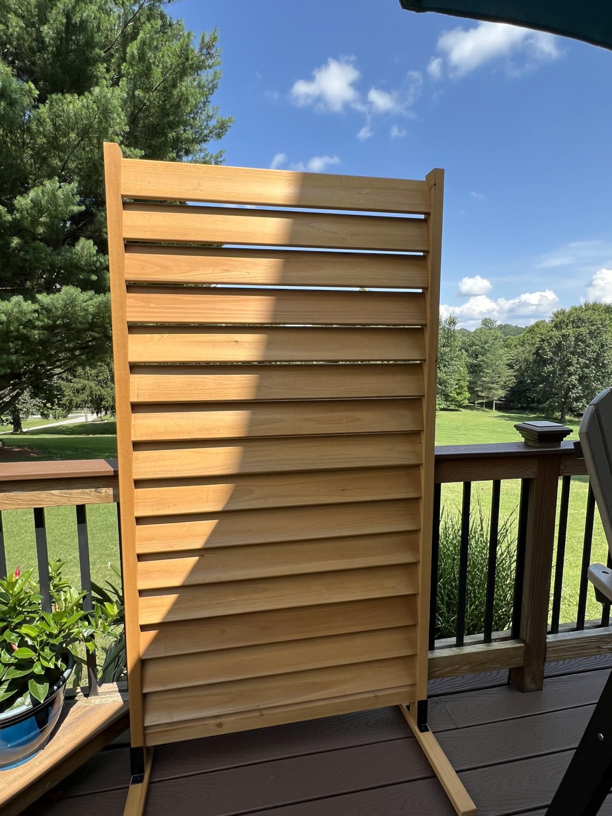 Enclo Louvered Freestanding/Surface Mounted Privacy Screen, Cedar Wood | 6ftH x 3ftW, Louvered, 1 Panel, Great for Balconies, Patios, or Decks, AZ18031 customer photo 2