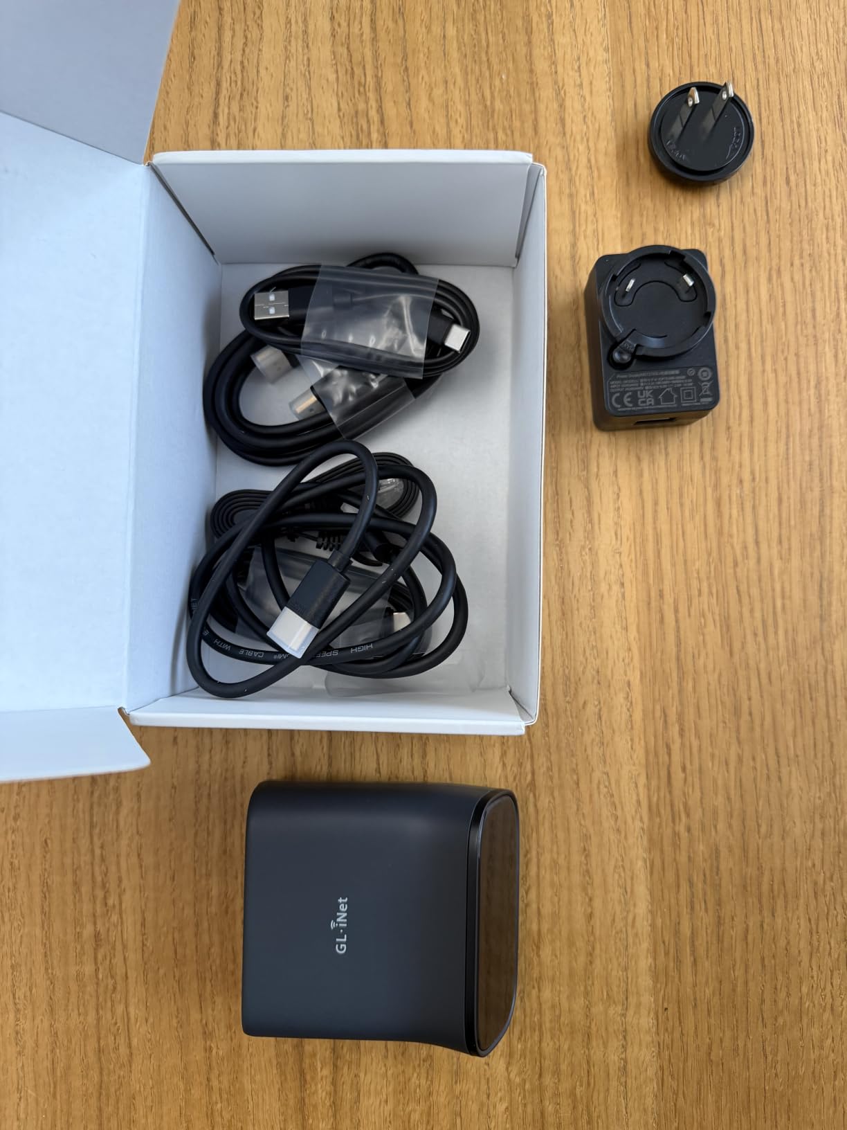 GL.iNet GL-RM10 Comet Pro Remote KVM Over Wi-Fi 6 Dual Band 4K Passthrough | Dual Band Wi-Fi 6 KVM, 4K@30FPS passthrough, two-way audio, 2.22 inch touchscreen, 32GB eMMC, Tailscale built in customer photo 2